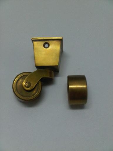 Brass wheel Item code Y.013A size clear out 40x40 mm.high 75 mm.